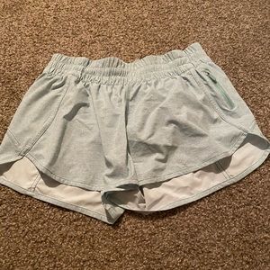 Lululemon tracker shorts